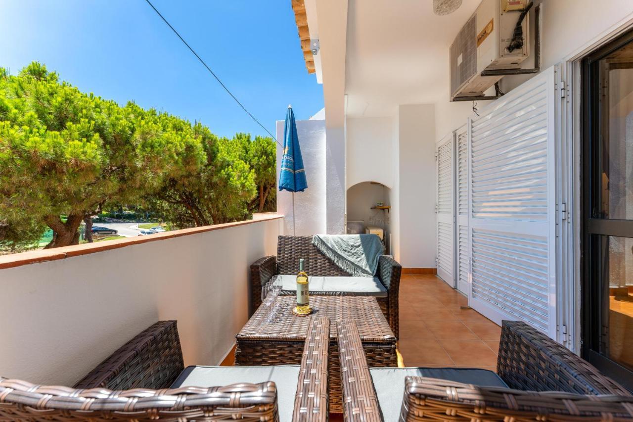 Pine Trees Penthouse Διαμέρισμα Olhos de Αgua Εξωτερικό φωτογραφία