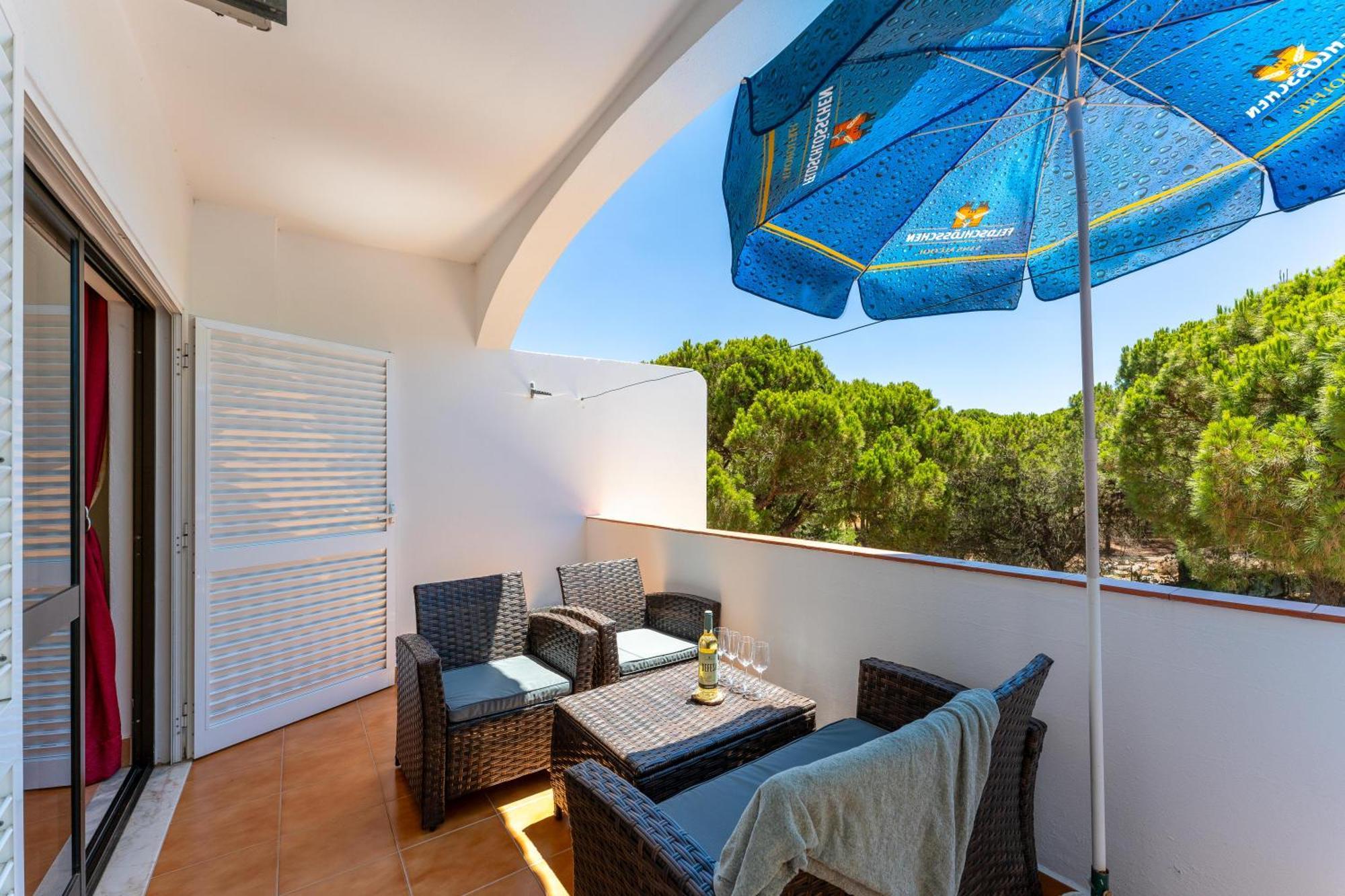Pine Trees Penthouse Διαμέρισμα Olhos de Αgua Εξωτερικό φωτογραφία